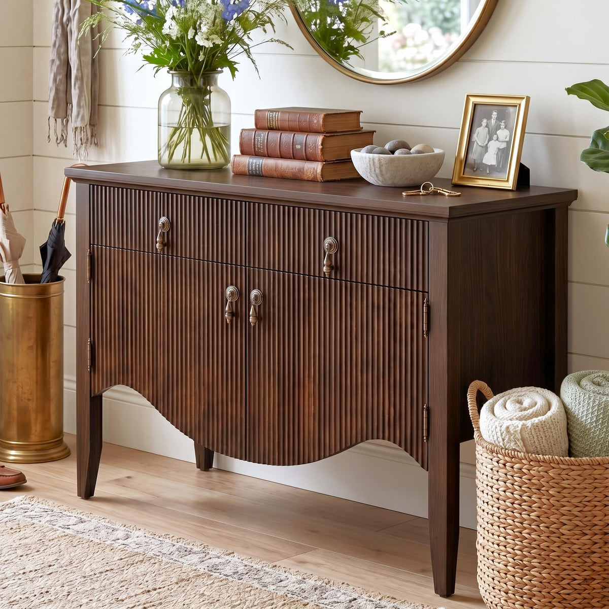 40" Fluted Buffet Cabinet with Drawer H8905