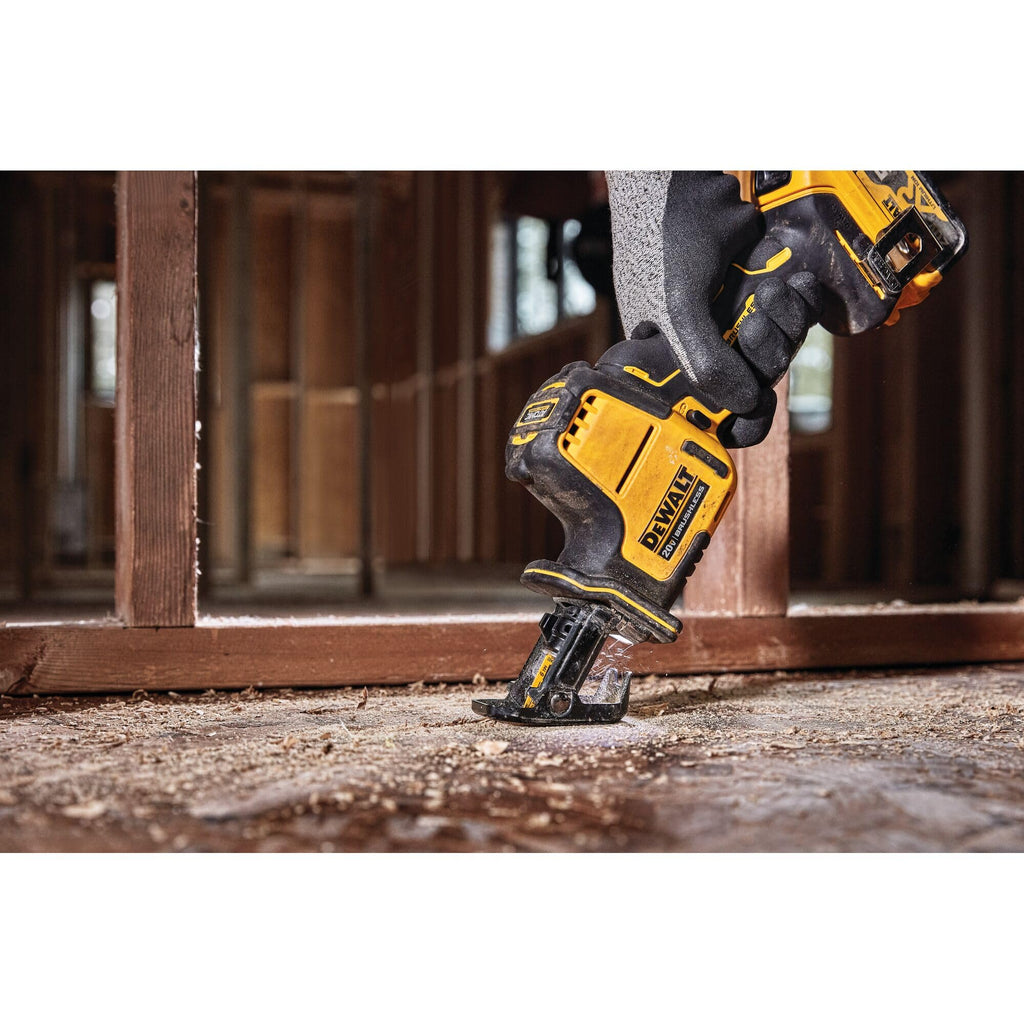 Cordless One-Handed Reciprocating Saw C237